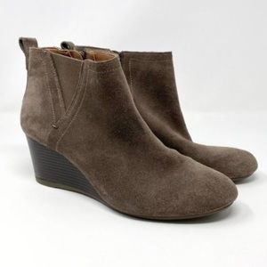 Vionic Women's Brown Parkwood Paloma Suede Wedge Comfort Ankle Booties